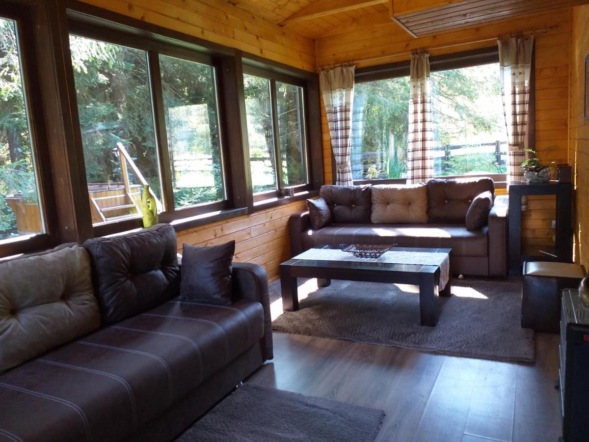 Lotus Chalet Borzont Buitenkant foto